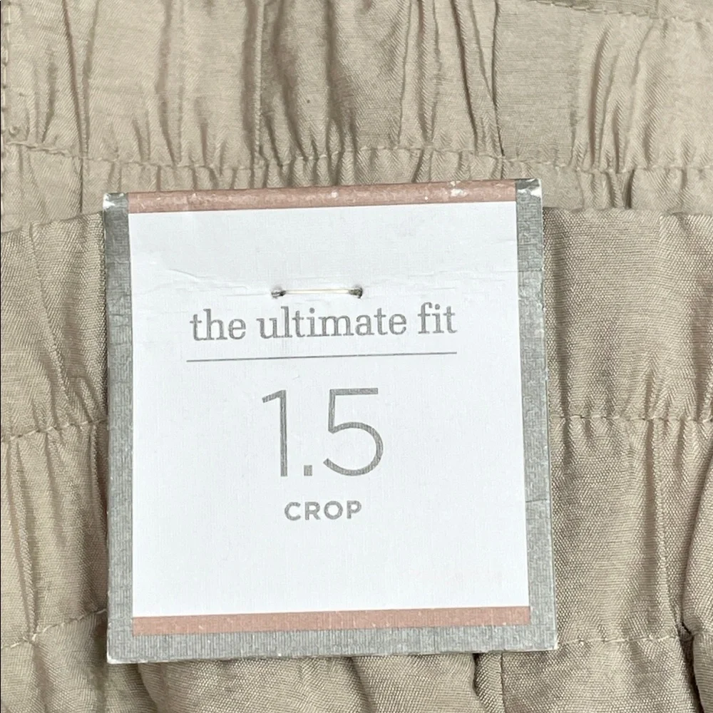 NWT Chico’s Khaki Fluid Crinkle Crop Pant The Ultimate Fit Chico’s 1.5 (US M/10) - Picture 15 of 16